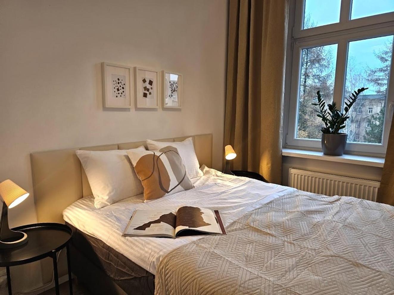 Urban Premium No12, Free Parking, Self Check-in * Chorzow